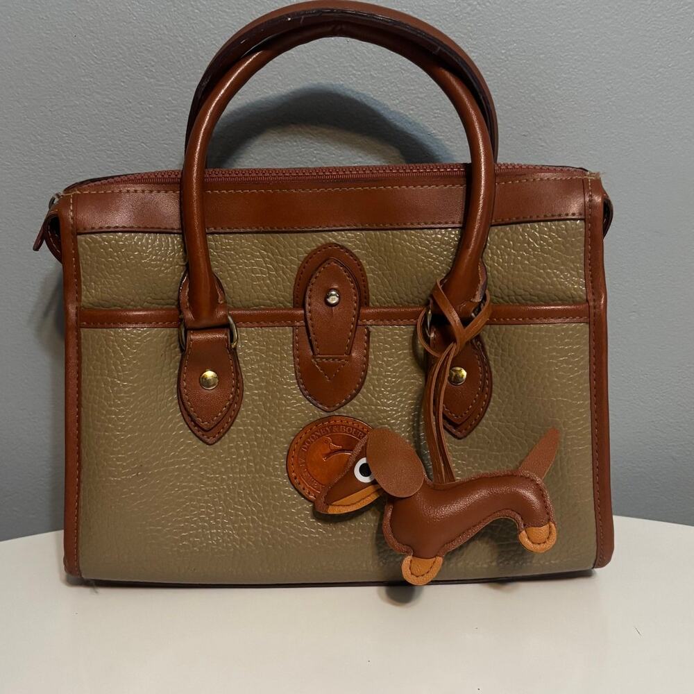 Dachshund Bag Charm Keychain Faux Leather Dog Mom Y2K Cottagecore Caramel NWT - Picture 1 of 9
